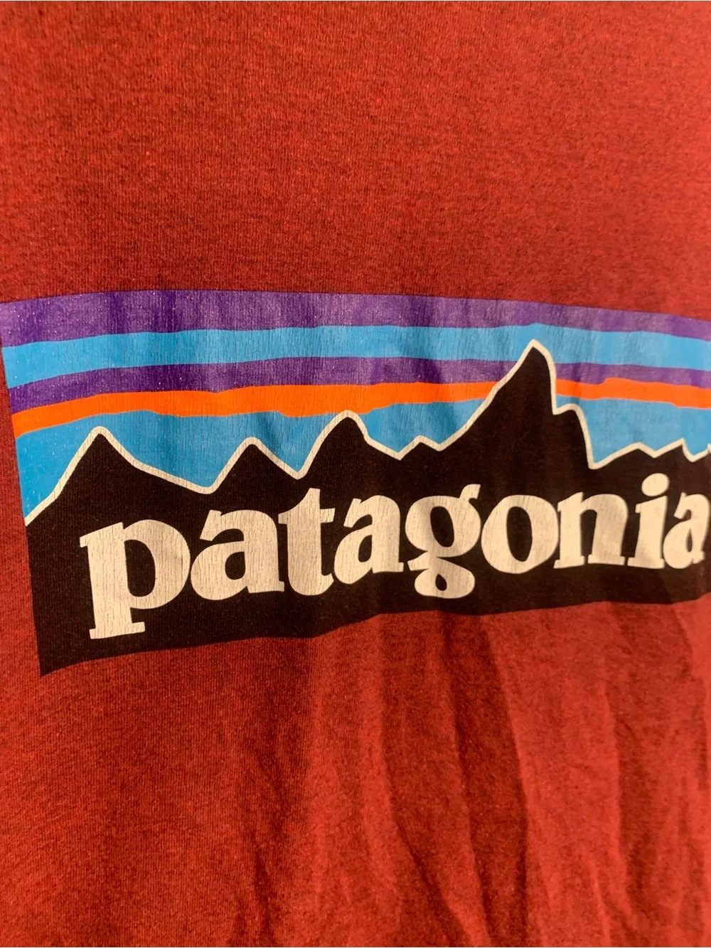 Patagonia Mens Responsibili-Tee Long Sleeve Crewneck Red M Casual Logo Graphic
